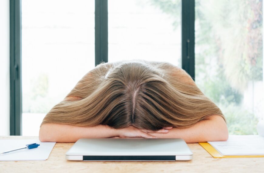 Parents Ask Virginia School Districts to Cut Devices, Screen Time